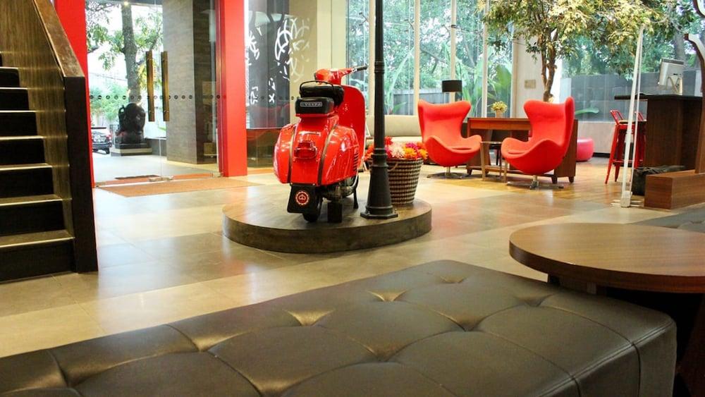 Kalya Hotel Bandung Dago Exterior photo