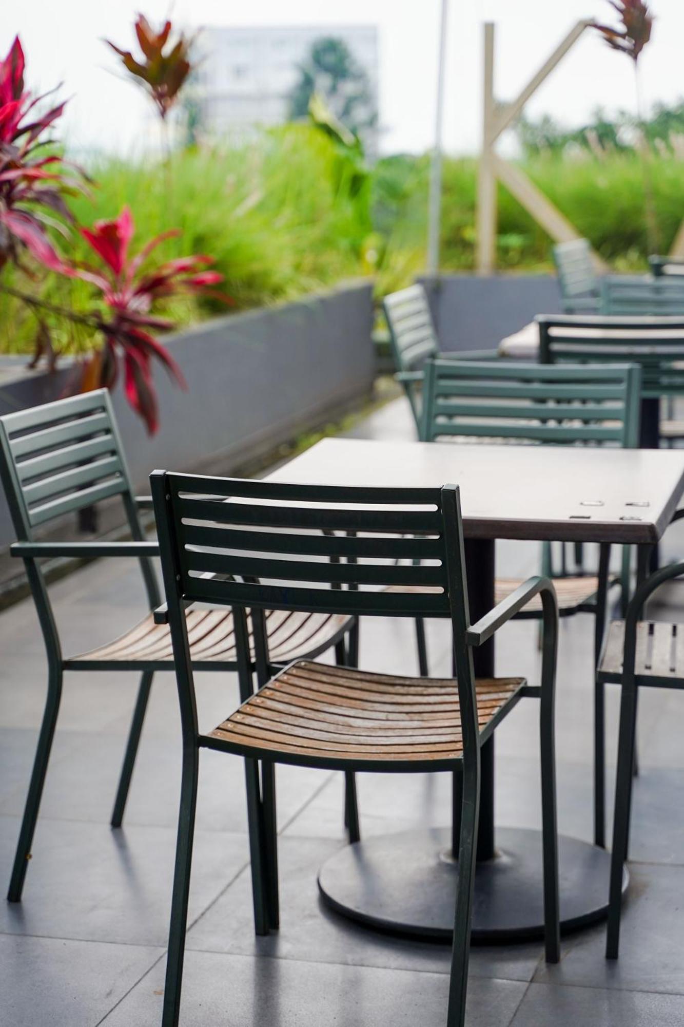 Kalya Hotel Bandung Dago Exterior photo